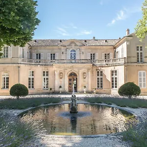 2* Hotel Ch\u00e2teau Martinay